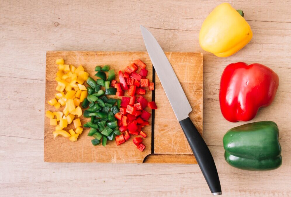 8 Essential Grocery Saving Strategies for Fans of “Chopped”